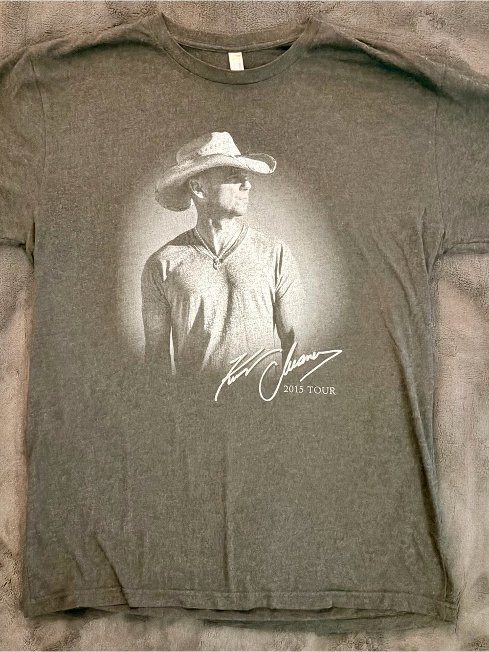 2015 Kenny Chesney “The Big Revival Tour” Country Music Men’s Gray T-Shirt LG